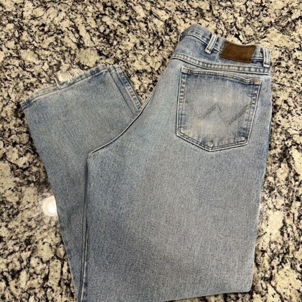 Wrangler Jeans Mens‎ 36x30 Blue Rugged Wear Straight Leg Denim Light Wash Pants